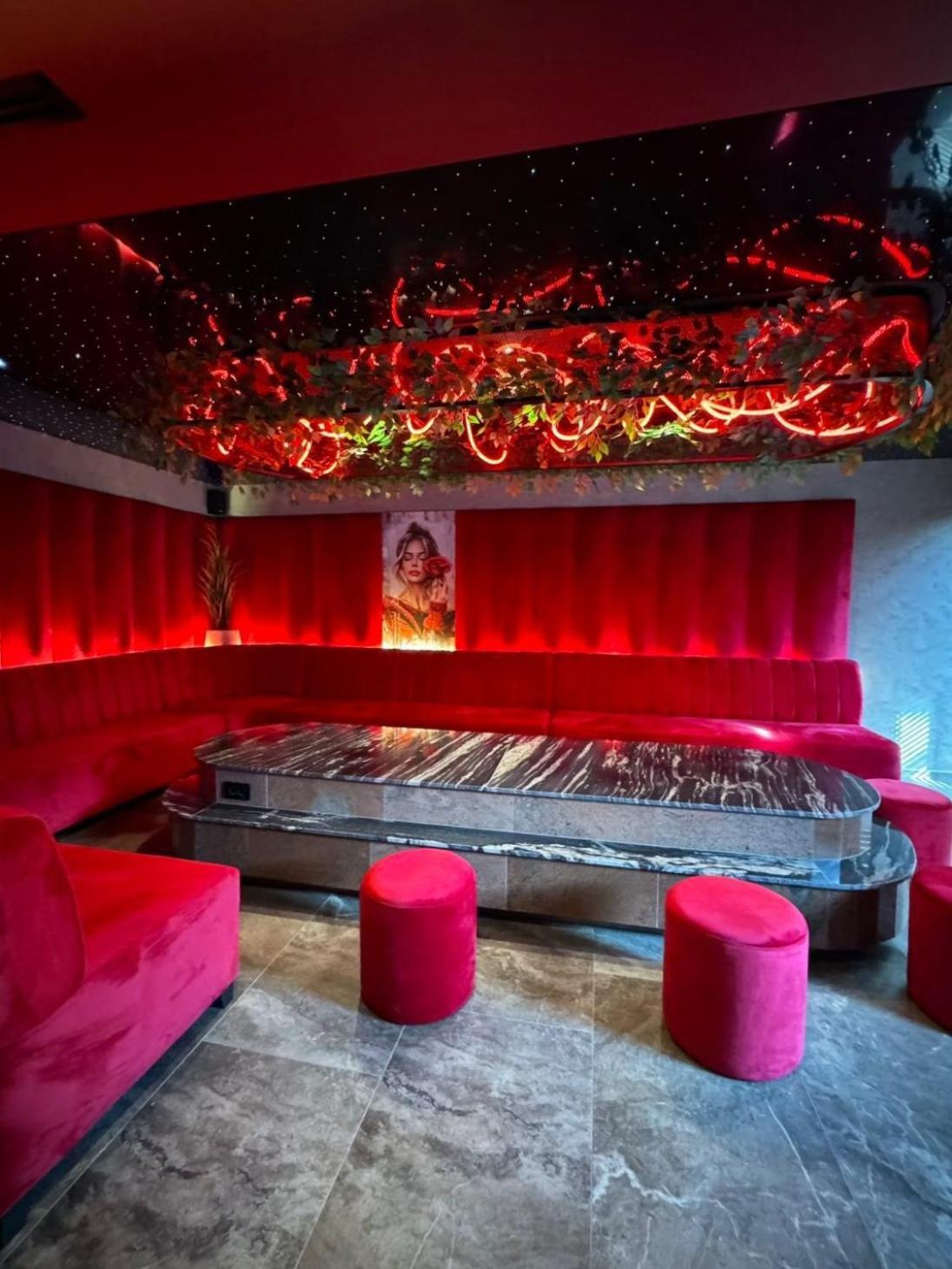 Motel Villa Princi Kosovo Polje Екстериор снимка