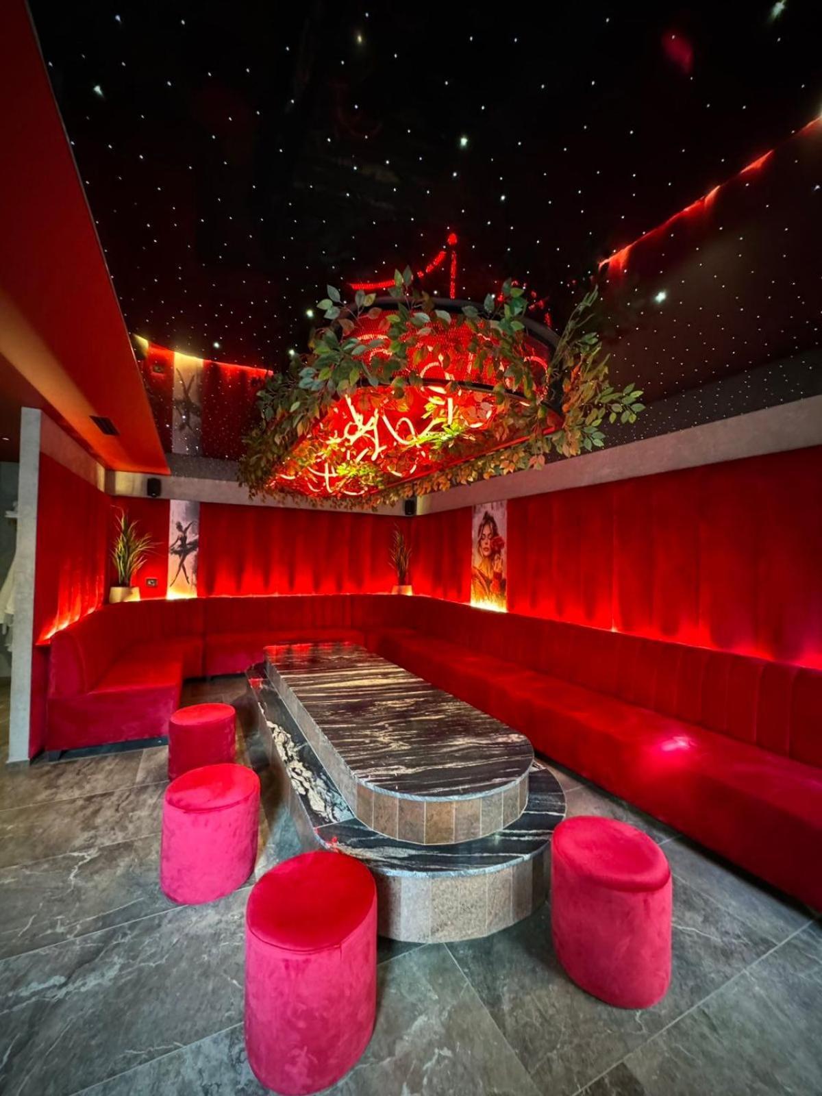 Motel Villa Princi Kosovo Polje Екстериор снимка