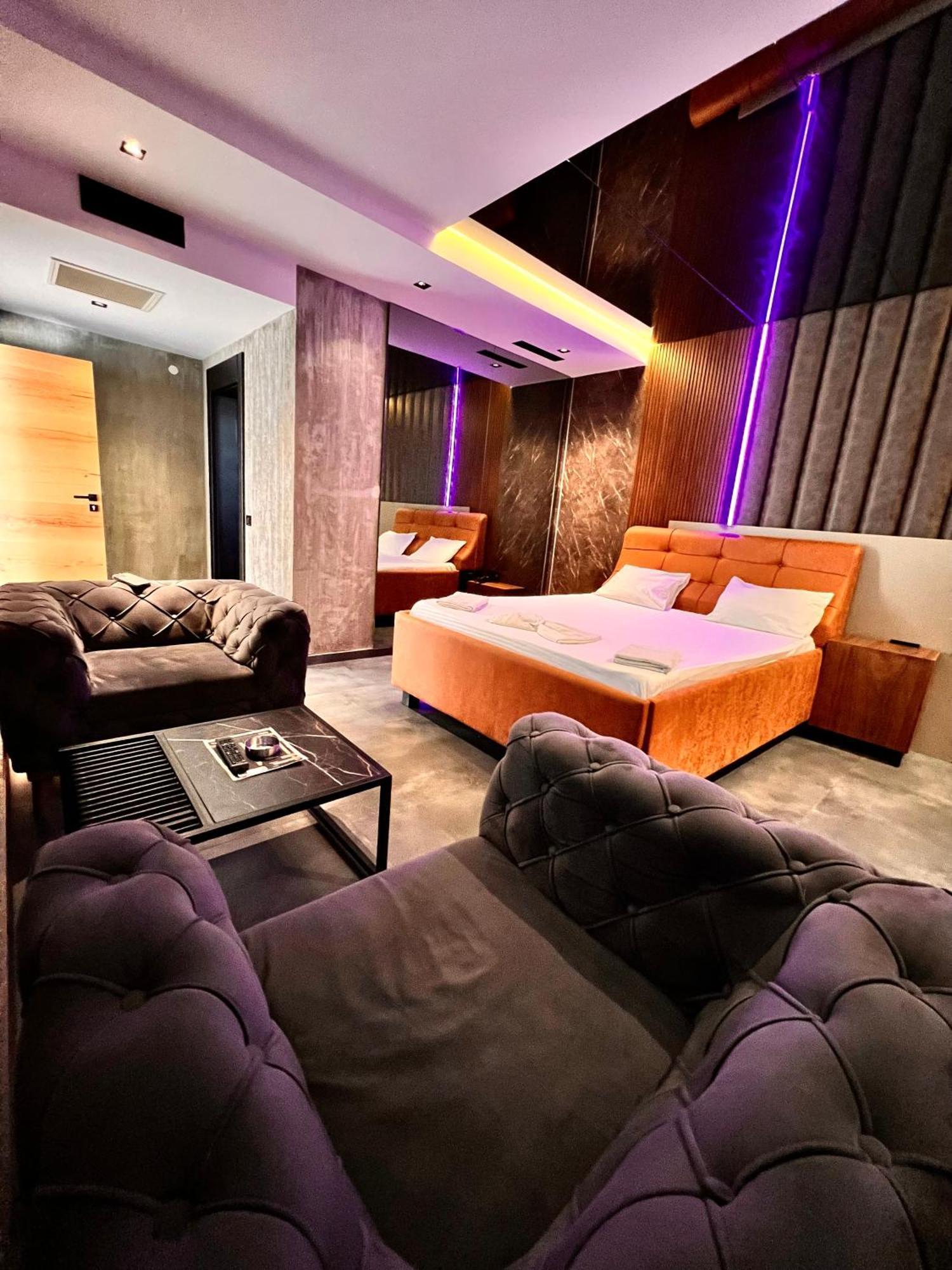 Motel Villa Princi Kosovo Polje Екстериор снимка